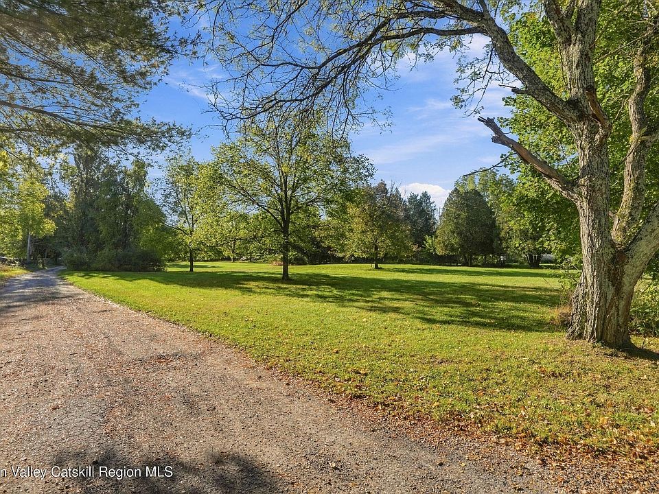 1st image of 12 Lollypoppy Lane