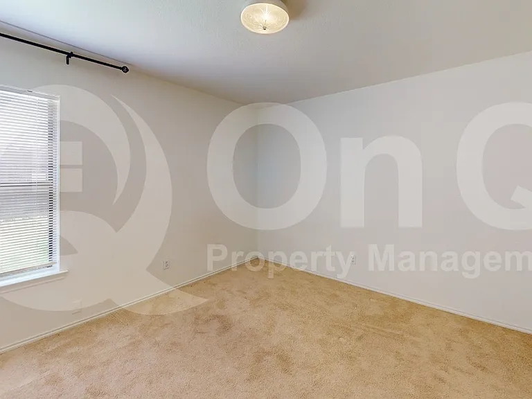 786 Pierre Ln — Photo 15