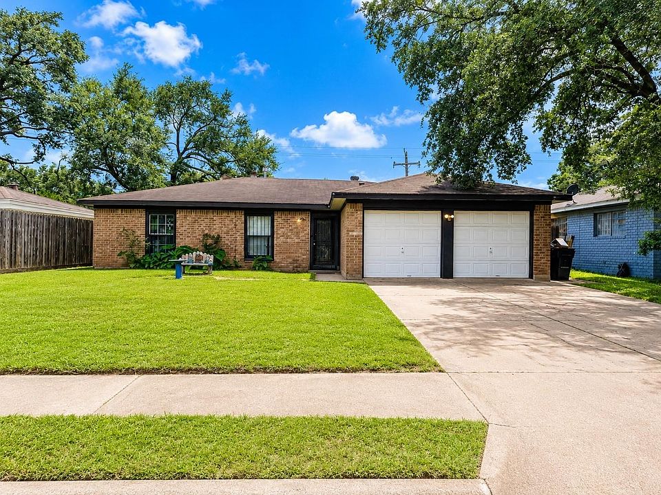 1st image of 8923 Glen Shadow Dr