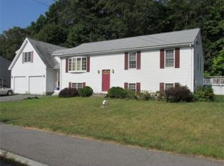 66 Cranesbill Rd, Taunton, MA 02780