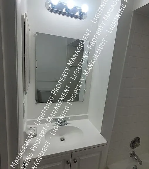 507 Duchess Ct #2 — Photo 9