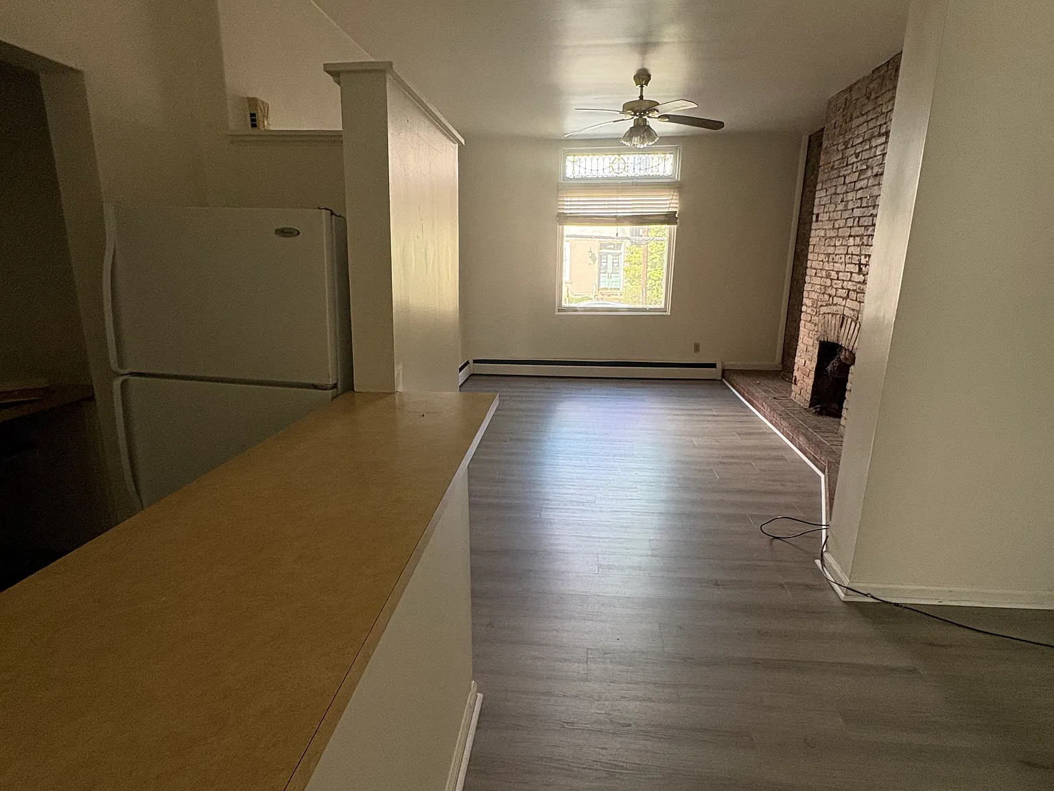 2 bed, $1,400 — Photo 4