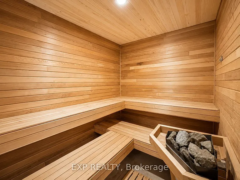 160 George St #1505 — Photo 31