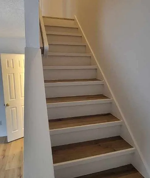 106 Thompson Rd — Photo 3