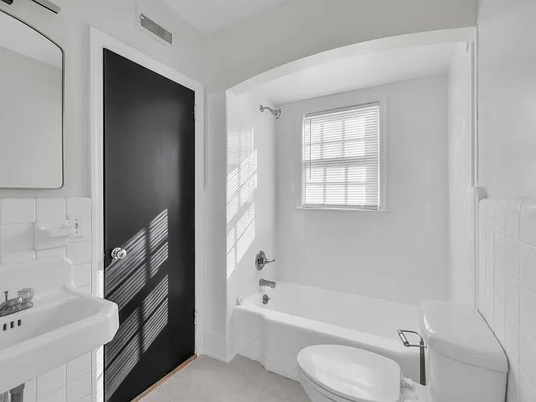 205 Blyth Ave #B — Photo 18