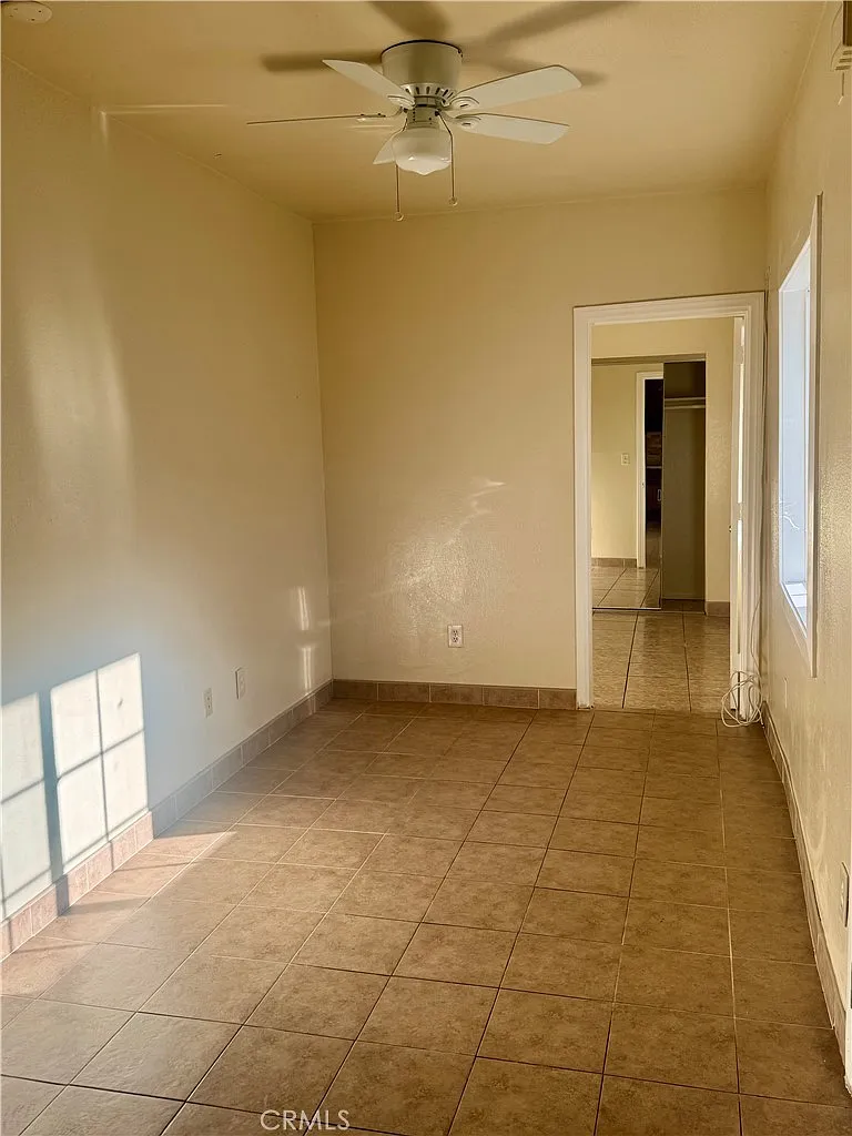 2 bed, 580 sqft, $2,200 — Photo 4