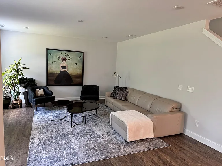 123 Pepperwood Way — Photo 3