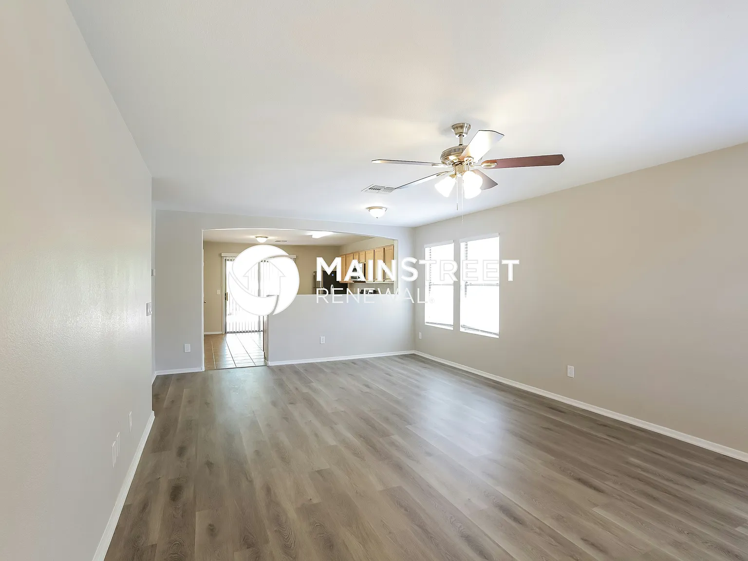 2440 W Romley Rd — Photo 3