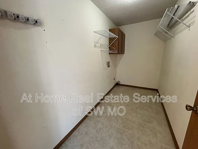 3375A S Moreland Ct — Photo 7