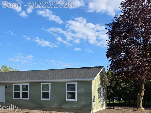 20 Hillview, Peck, MI 48466
