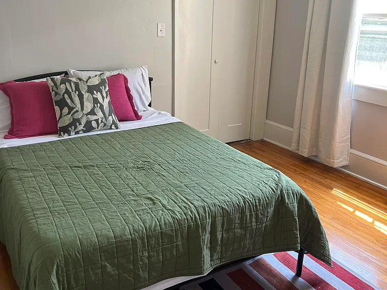 112 Hudson St #1 — Photo 9