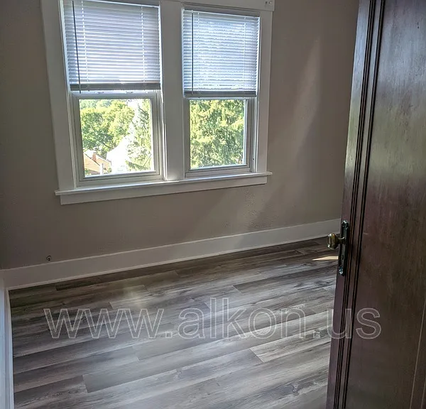 2714 Pioneer Ave — Photo 10