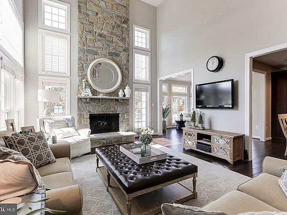 2nd image of 22531 Forest Manor Dr
