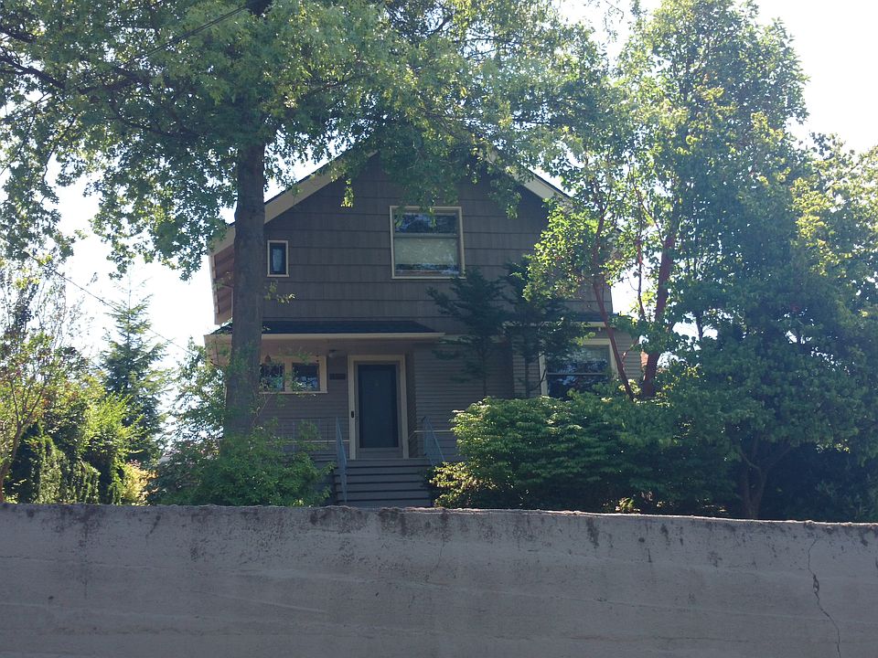 1st image of 1011 W McGraw St