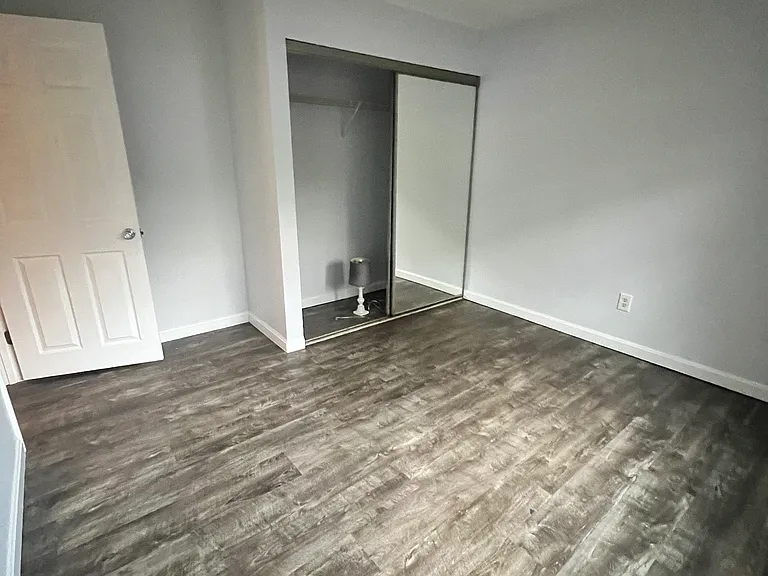 4 Bridgeview Cir #29 — Photo 3