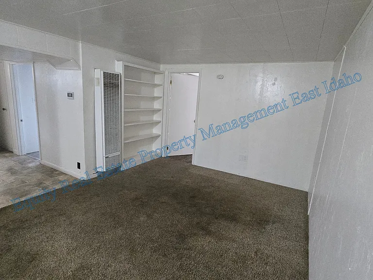 555 N 13th Ave #557 — Photo 6