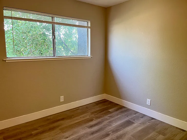 441 Morrison Ave #1 — Photo 14