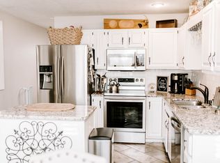 140 Marty Dr, Bowling Green, KY 42101