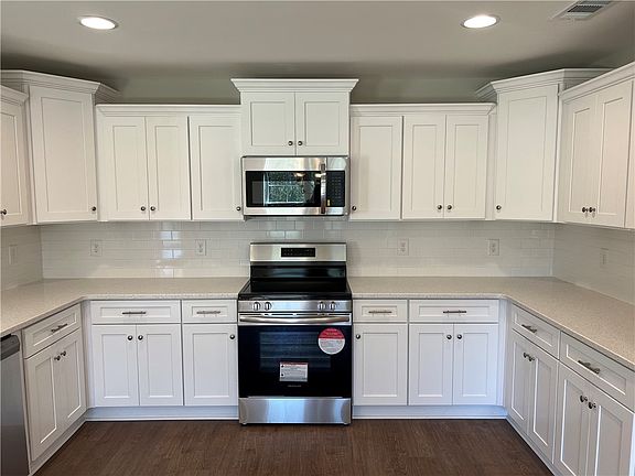 2nd image of 200 Lee Road 2191