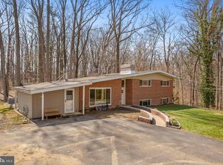 352 S New Middletown Rd, Media, PA 19063