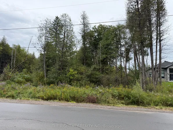6236 Nick Adams Rd, Ottawa, ON K4P 1H2