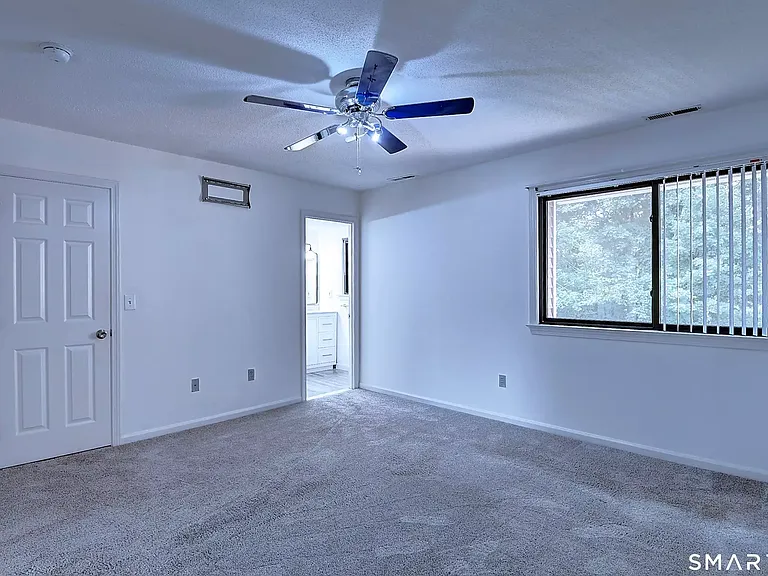 1308 Mill Pond Dr — Photo 21