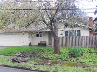 1245 McLean Blvd, Eugene, OR