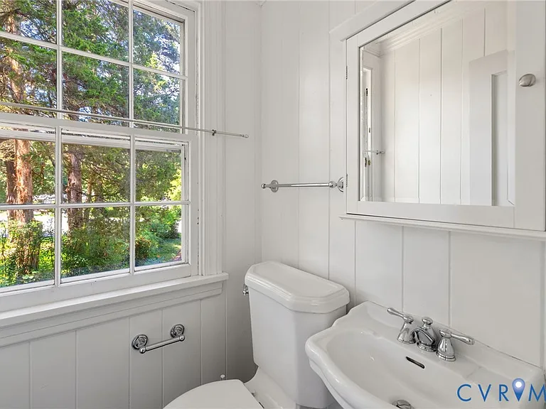 209 Ross Rd — Photo 26