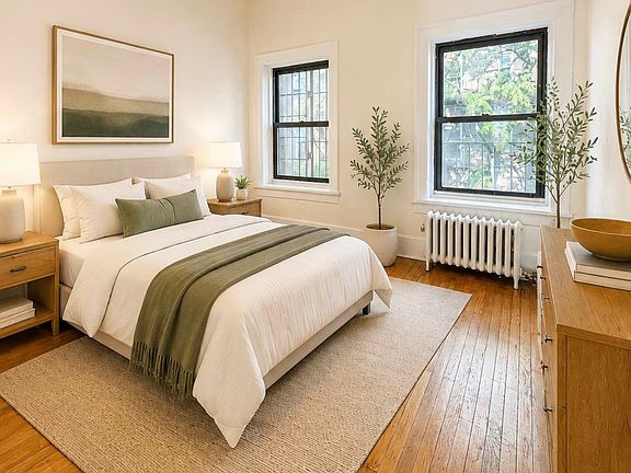 4th image of 310 Bleecker St APT 3
