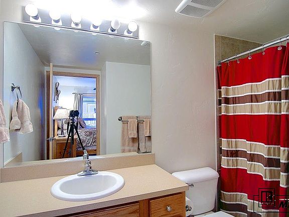 5th image of 3335 Columbine Dr Unit 906