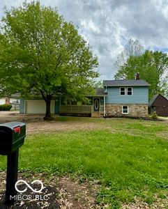1945 Plantation Ln, Martinsville, IN, 46151