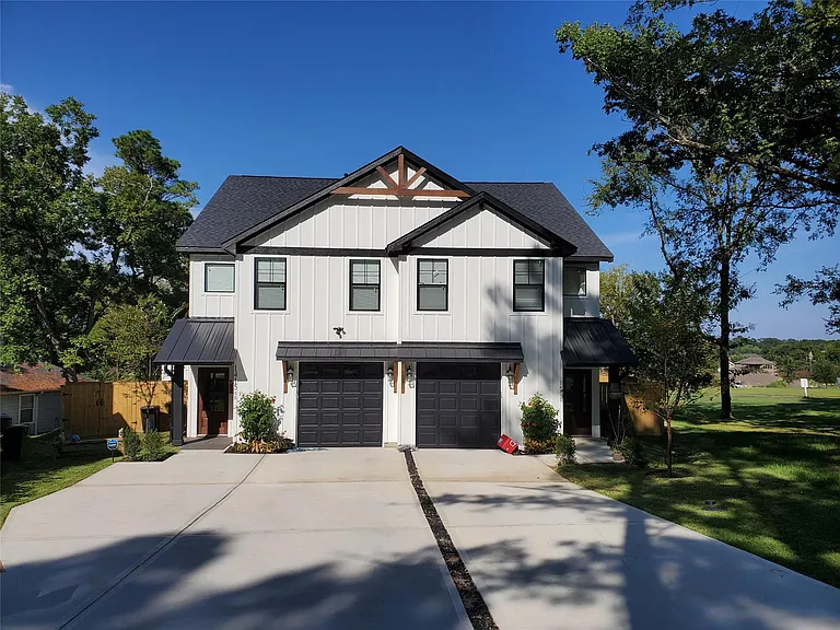 1415 E April Villas Villas #B — Photo 1