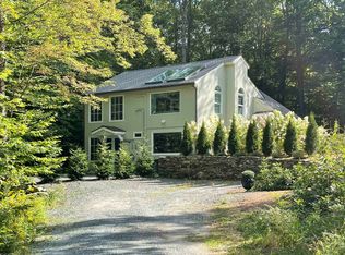 8 Summit Dr, Grantham, NH 03753