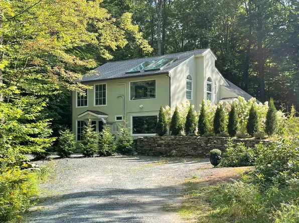 8 Summit Drive, Grantham, NH 03753