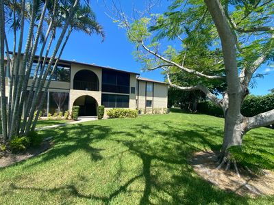 302 Pine Ridge Circle #D-1, Greenacres, FL, 33463