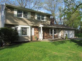 48 Rolling Hill Dr, Fairport, NY 14450