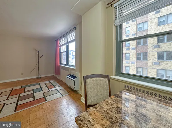 2601 Pennsylvania Ave APT 304, Philadelphia, PA 19130