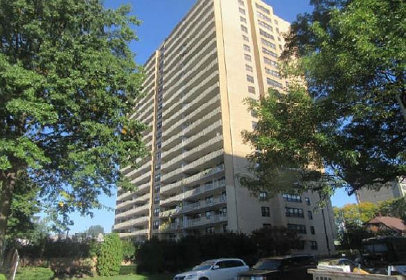 2nd image of 285 Aycrigg Ave APT 9H