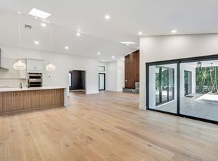 2902 Calabria Way, Delray Beach, FL 33445