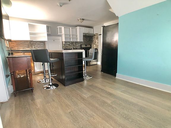 3rd image of 820 Mamaroneck Ave Floor 3