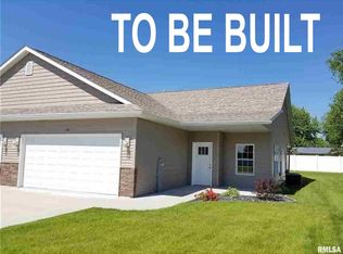 2325 13th St, Silvis, IL 61282
