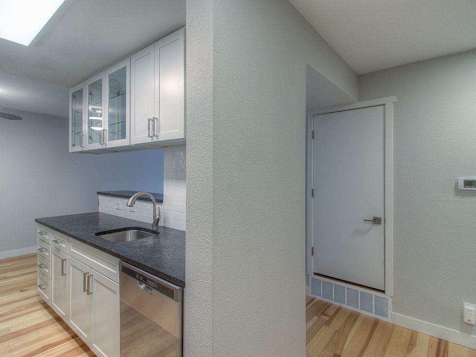 1st image of 7665 E Quincy Ave