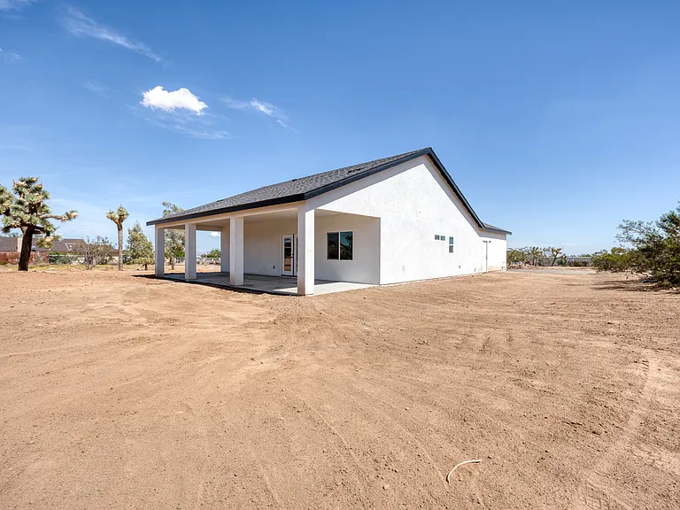 3878 Hilton Ave — Photo 34