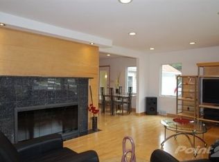 5310 S 43rd St, Greenfield, WI 53220