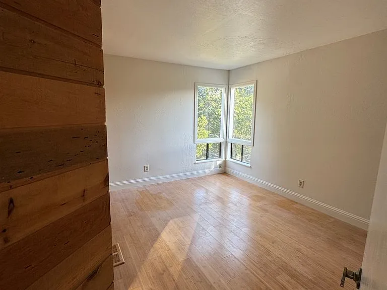 306 Sims Rd — Photo 17
