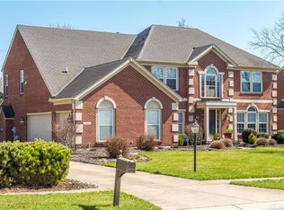 60 McLean Dr, Springboro, OH 45066