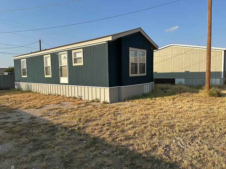 2524 Apollo St — Photo 5