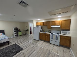 15 Pearl St APT 17, Cambridge, MA 02139
