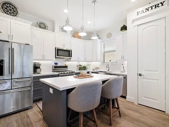 5th image of 4405 Schuler St Unit A