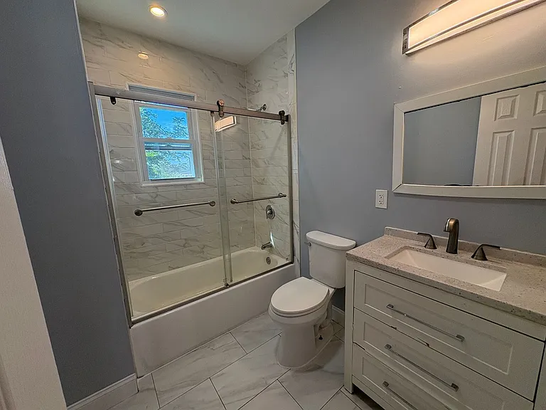 1224 Monroe Ave — Photo 14